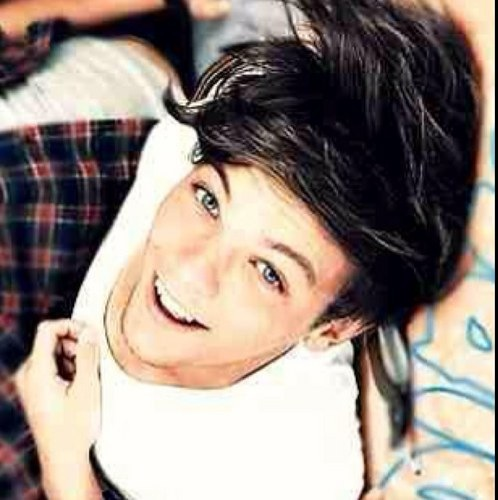 1d Louis Tomlinson Twitter