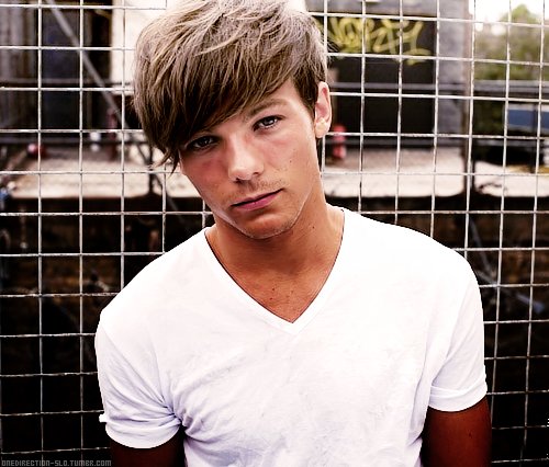 1d Louis Tomlinson Twitter