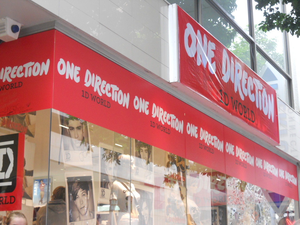 1d World Adelaide Store