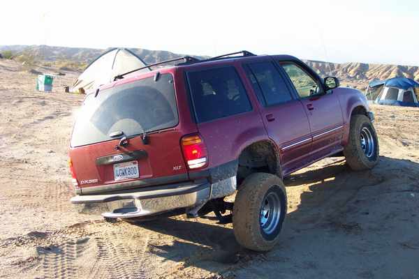 2000 Ford Explorer Sport Lifted