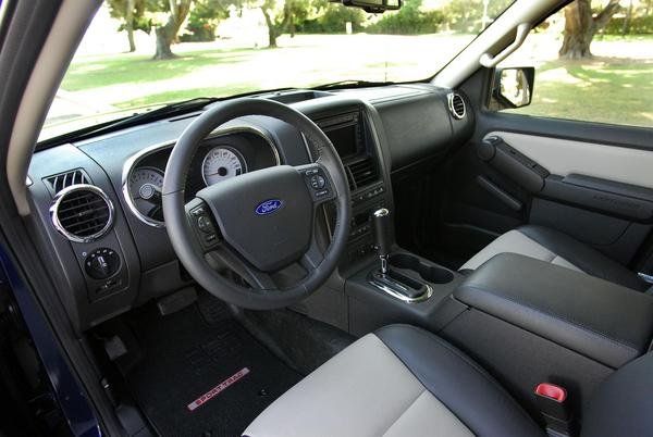 2002 Ford Explorer Sport Trac Interior