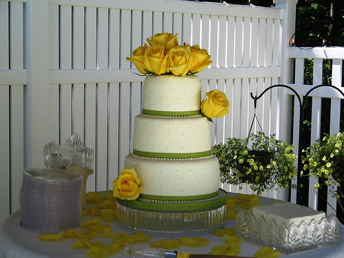 Green And Yellow Wedding Cakes