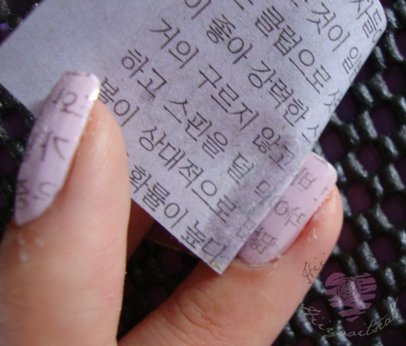 How To Do Newspaper Nails With Regular Paper