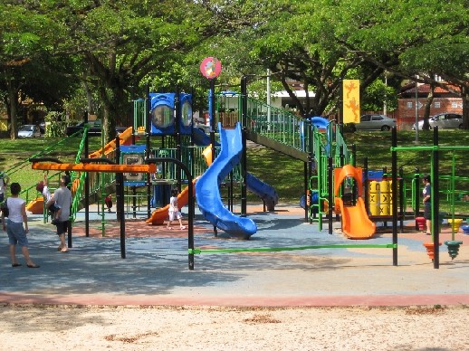 Images Of Children Playing In The Park