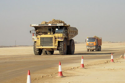 777 Caterpillar Truck