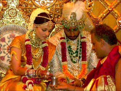 Abhishek Bachan Aishwarya Rai Wedding Pics