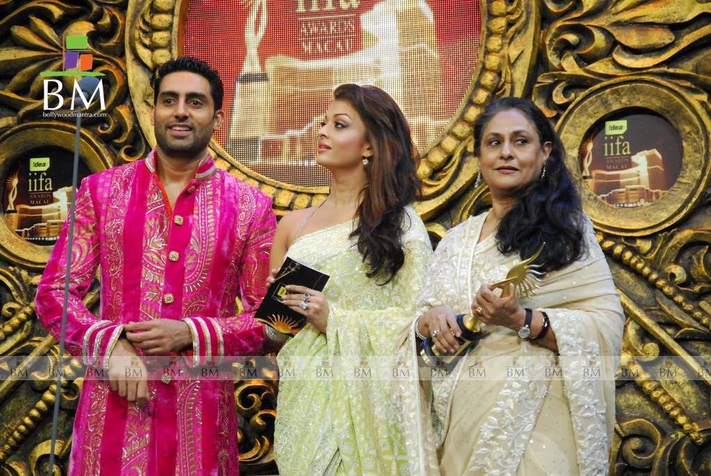 Abhishek Bachchan Aishwarya Rai Wedding Pictures