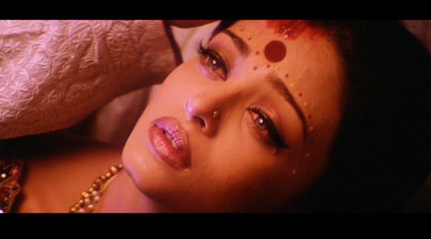 Aishwarya Rai Hot In Shabd