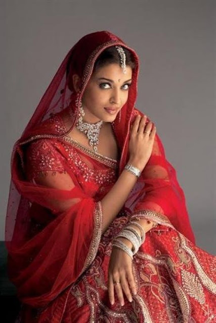 Aishwarya Rai Wedding Dress Photos