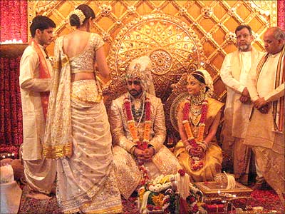 Aishwarya Rai Wedding Pictures Images