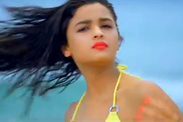 Alia Bhatt Bikini In Student Of The Year Video