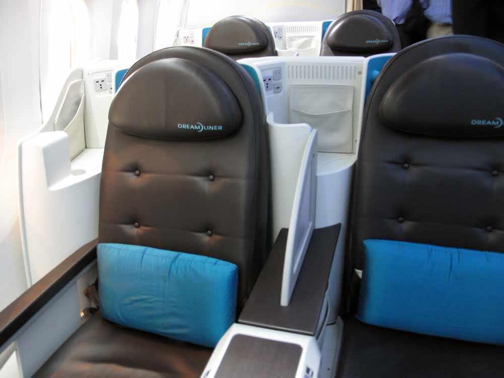 American Airlines First Class Seats 738