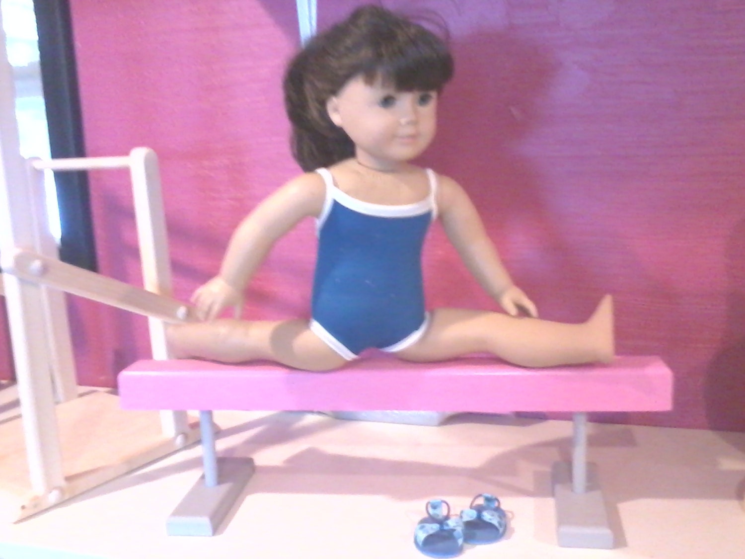 American Girl Doll Mckenna Bar And Beam