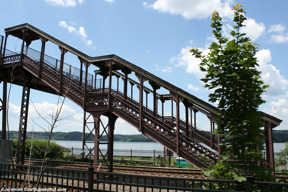 Amtrak Maple Leaf Schedule