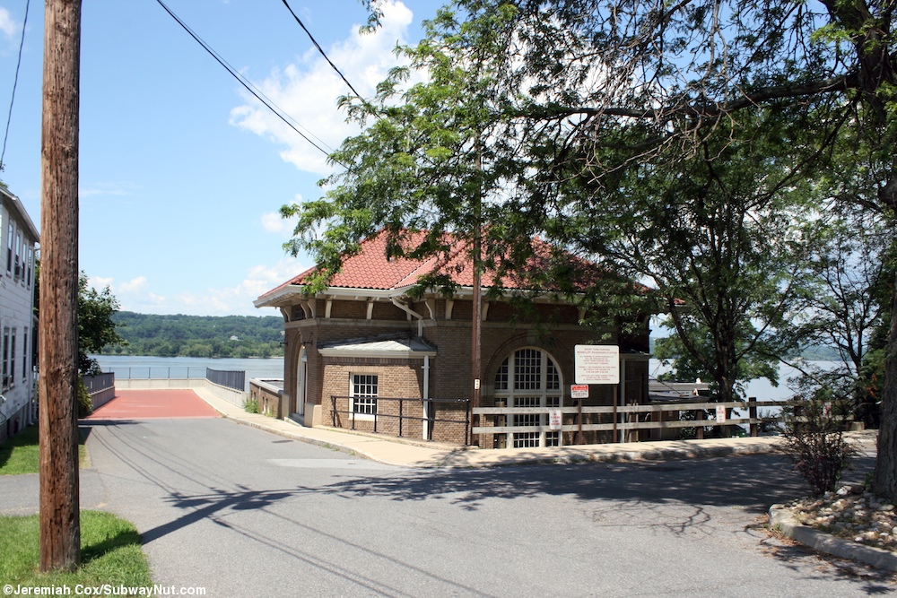 Amtrak Maple Leaf Schedule