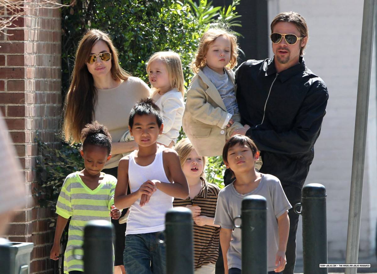 Angelina Jolie And Brad Pitt Kids Down Syndrome