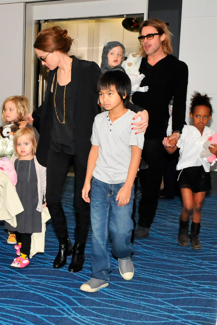 Angelina Jolie And Brad Pitt Wedding News