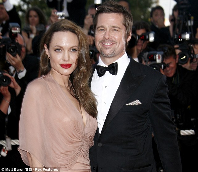 Angelina Jolie And Brad Pitt Wedding Pictures