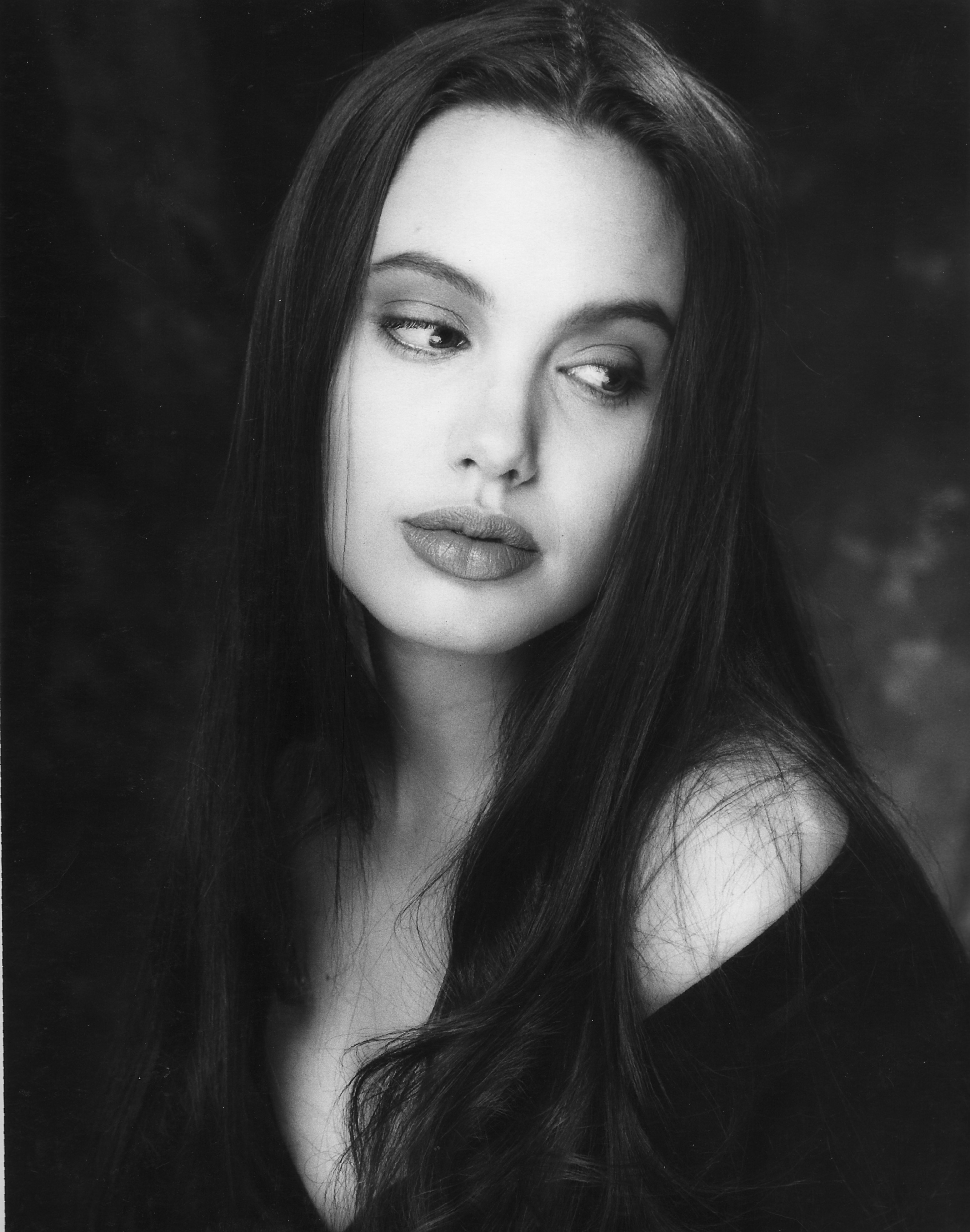 Angelina Jolie Young