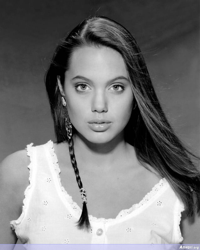 Angelina Jolie Young Photo Shoot