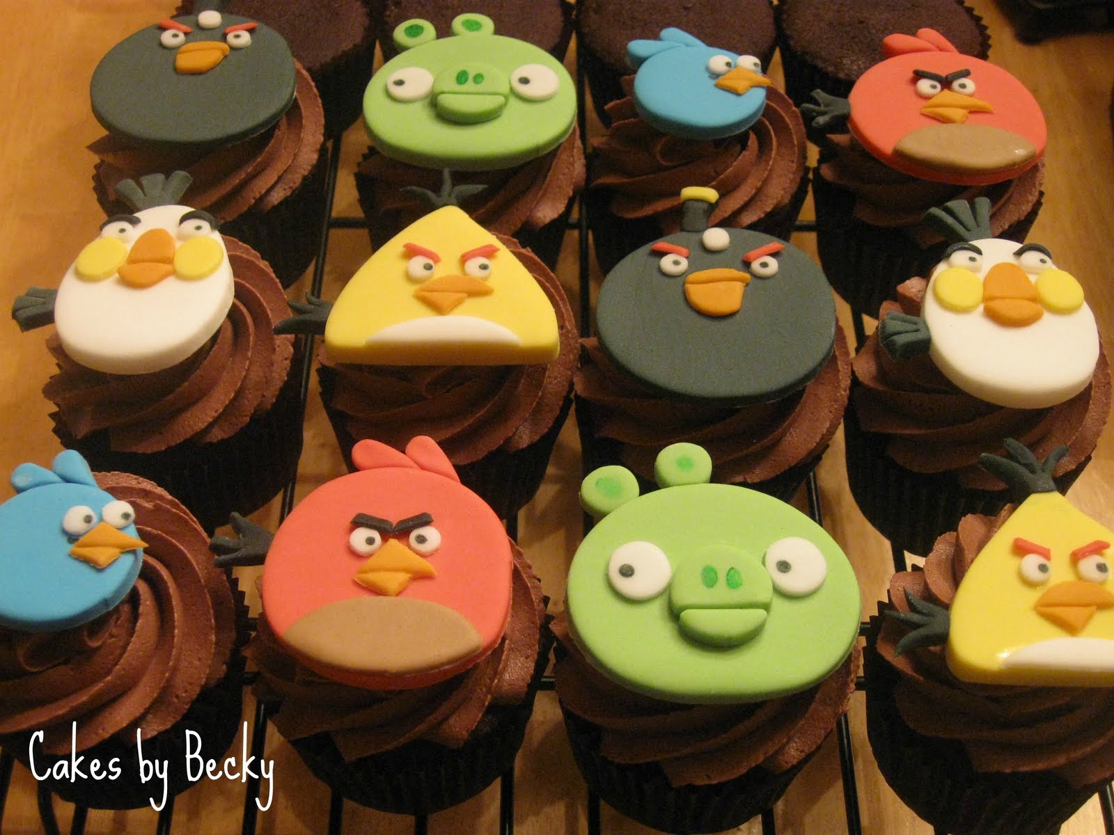 Angry Birds Cake Ideas