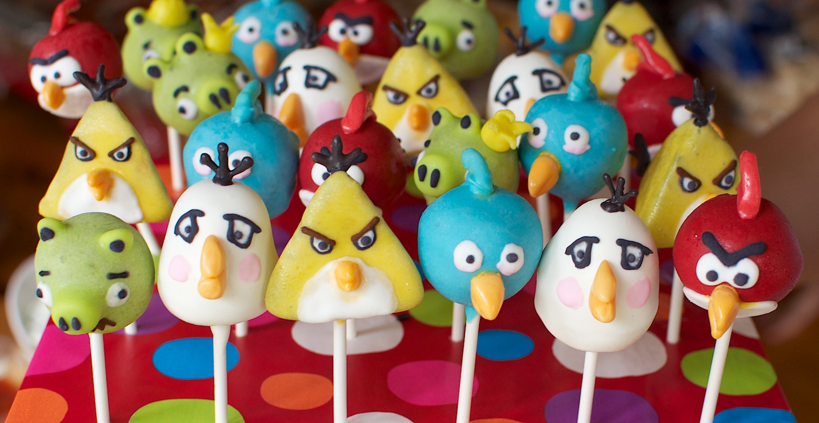 Angry Birds Cake Pops