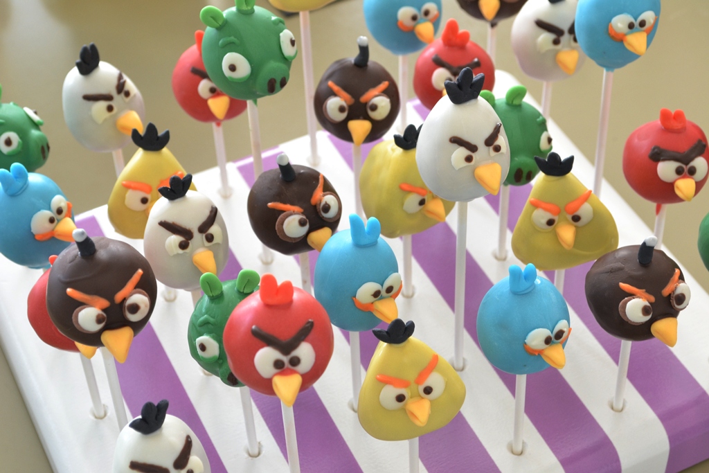 Angry Birds Cake Pops Instructions