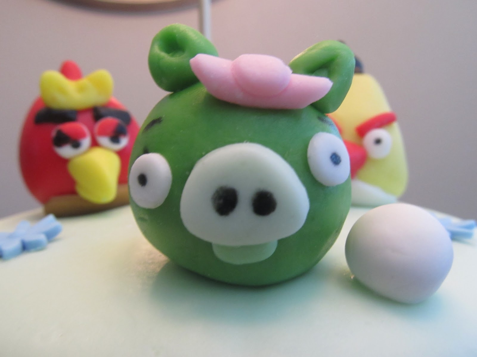 Angry Birds Cake Toppers Tutorial