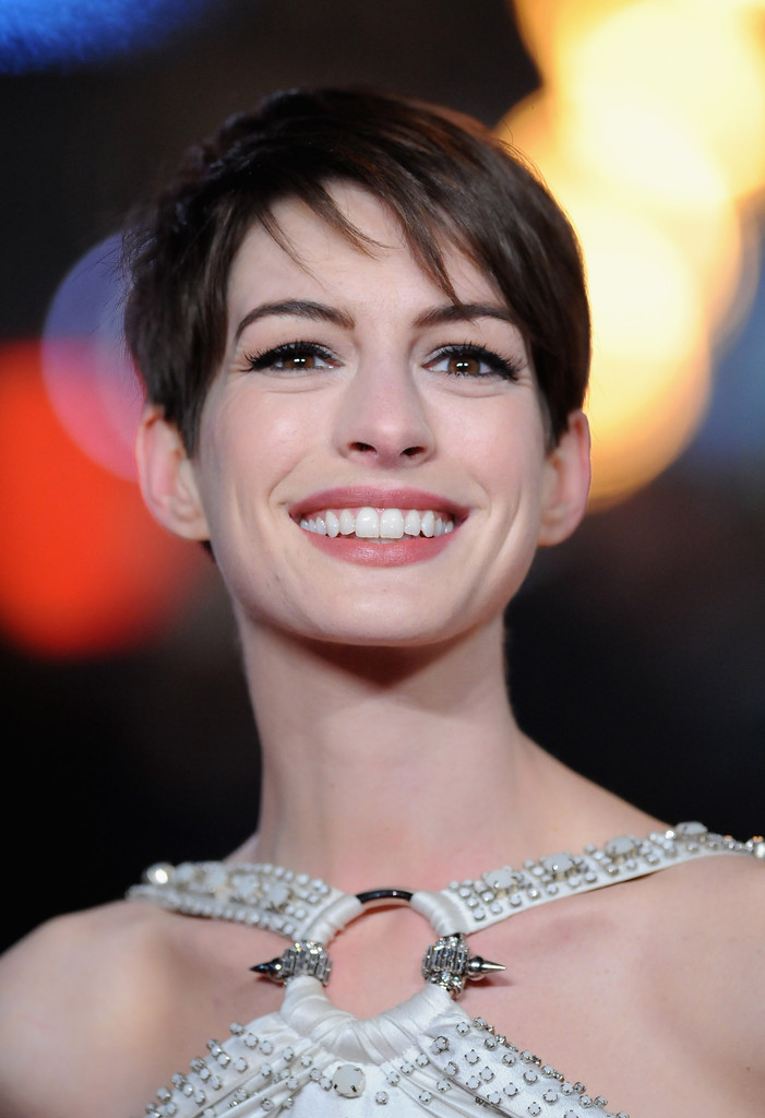 Anne Hathaway Les Miserables Flash