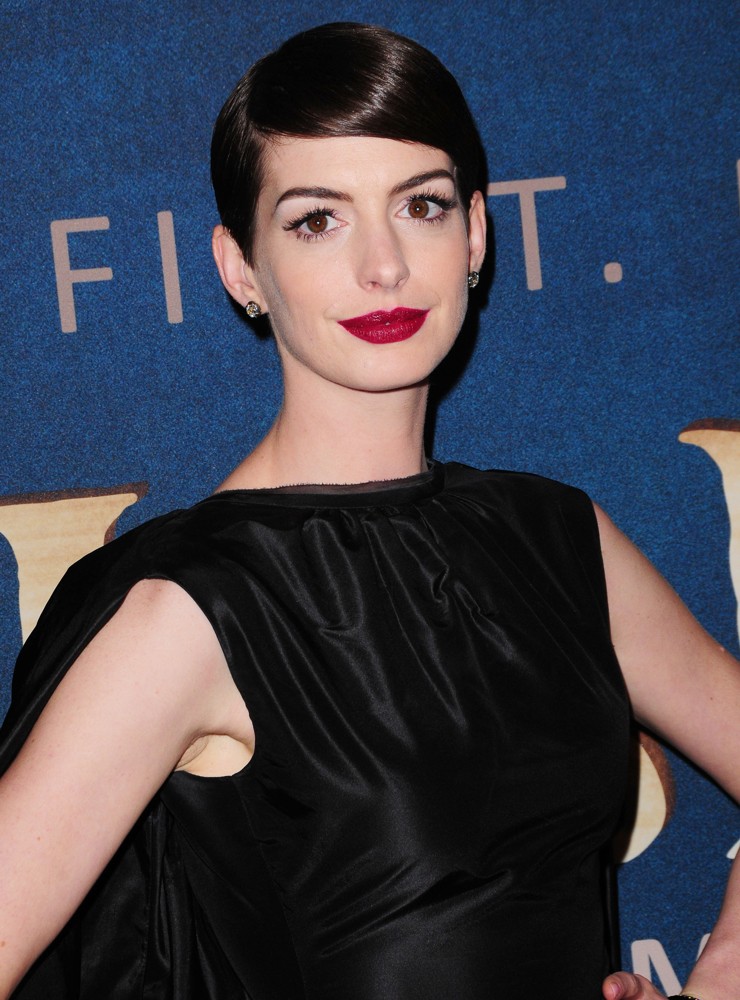 Anne Hathaway Les Miserables New York Premiere