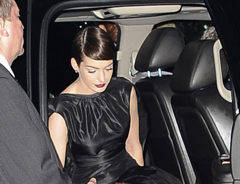 Anne Hathaway Malfunction Les Miserables