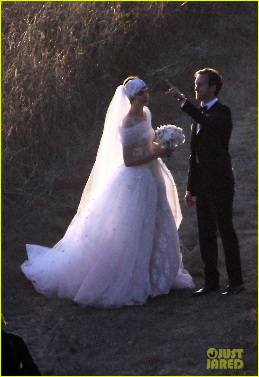 Anne Hathaway Wedding