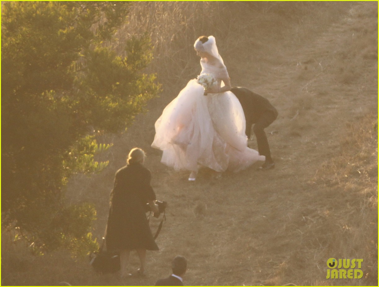 Anne Hathaway Wedding