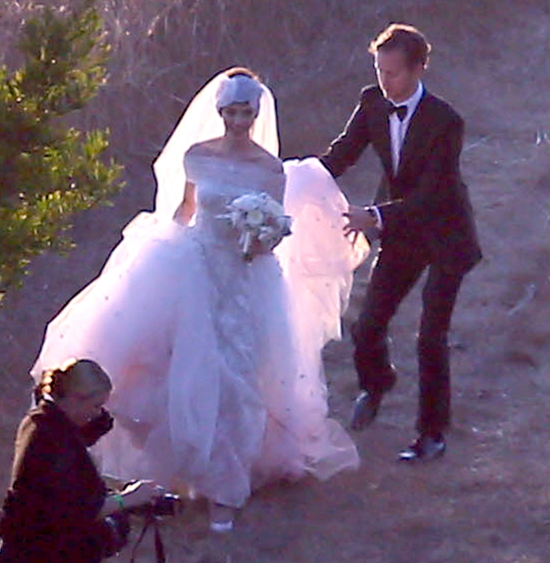 Anne Hathaway Wedding Adam Shulman