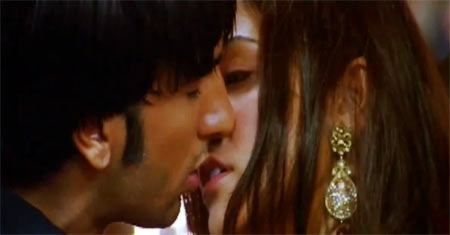 Anushka Sharma Hot Kiss In Ladies Vs Ricky Bahl