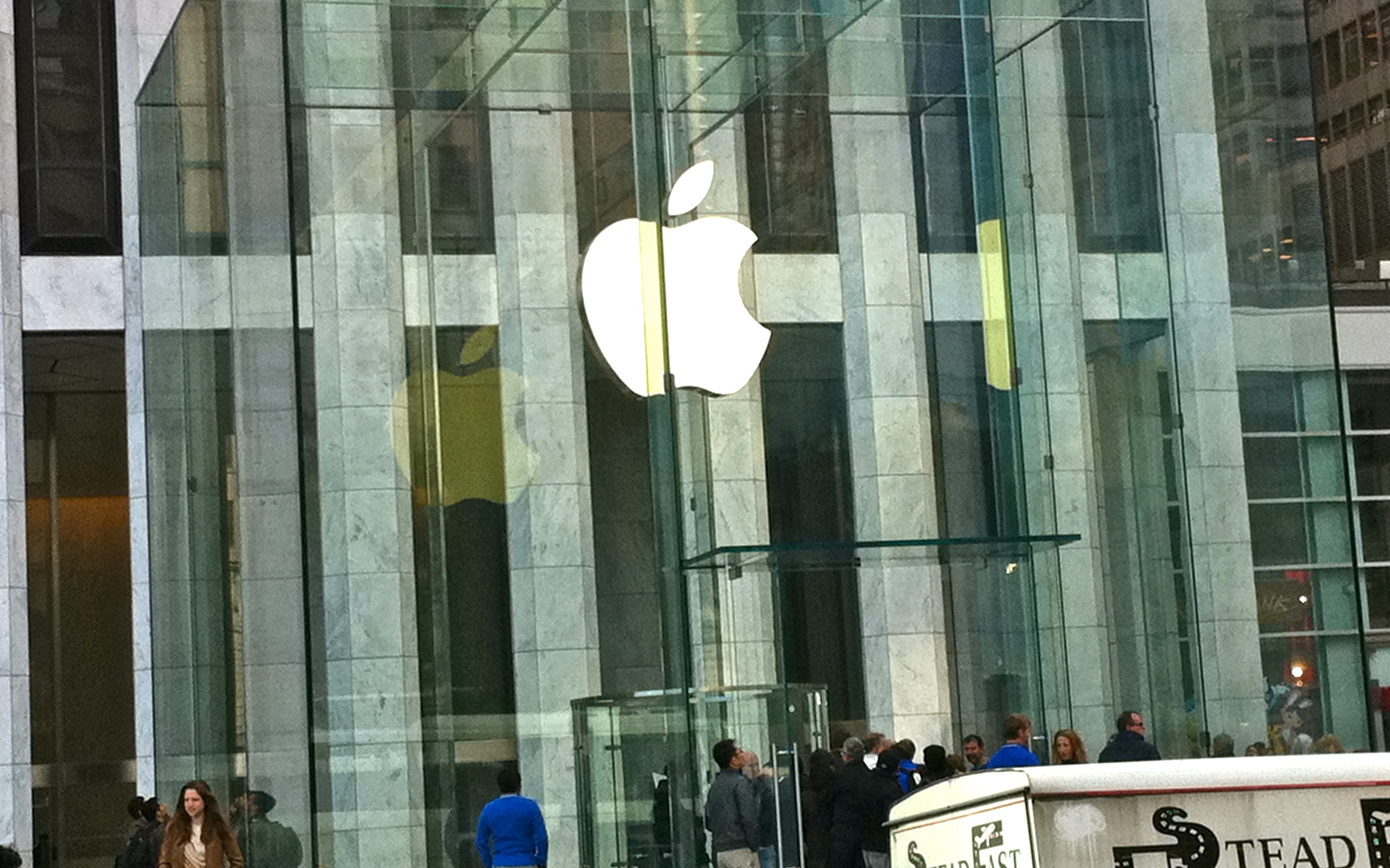 Apple Store 5th Ave Flooded