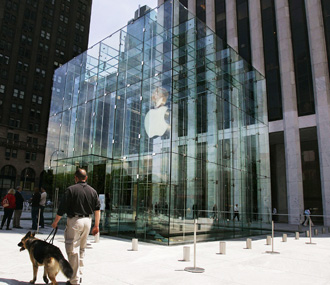 Apple Store 5th Avenue New York City