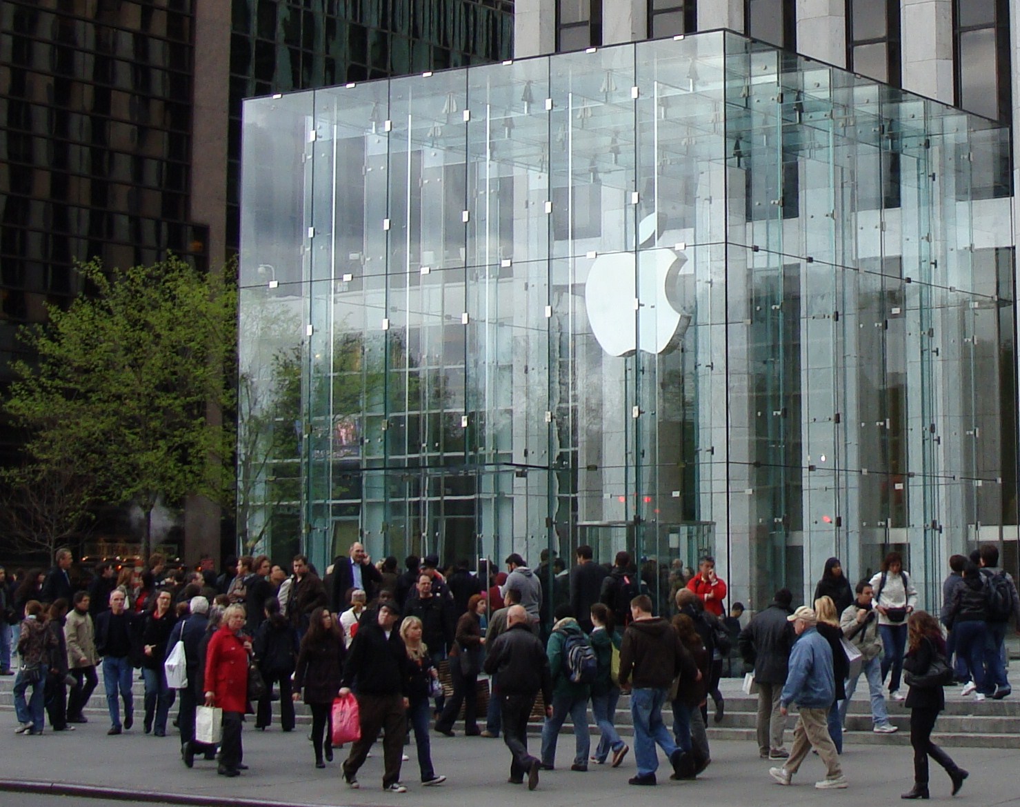 Apple Store 5th Avenue New York City