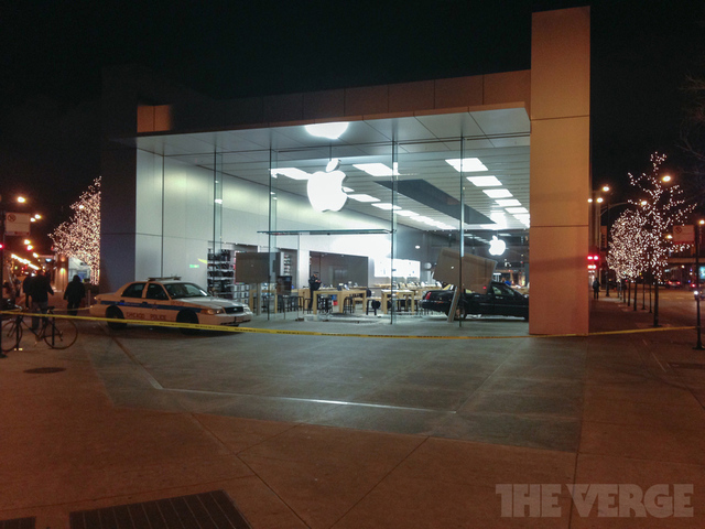 Apple Store Log Out