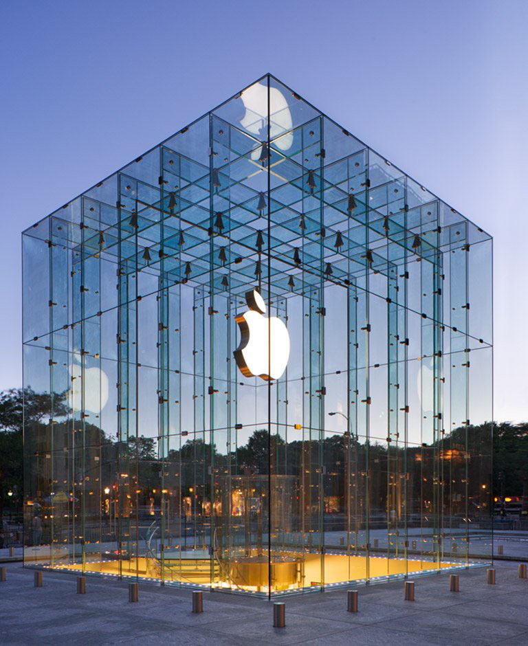 Apple Store New York 5th Avenue