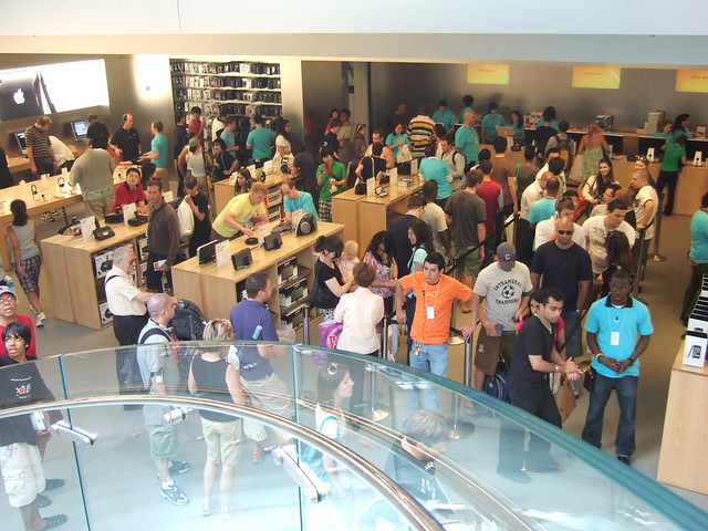 Apple Store New York Inside