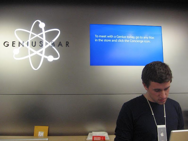 Apple Store Sydney Genius Bar