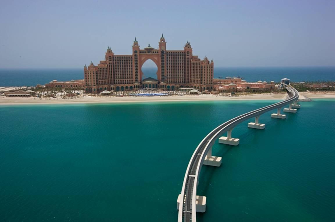 Atlantis Dubai Hotel Underwater