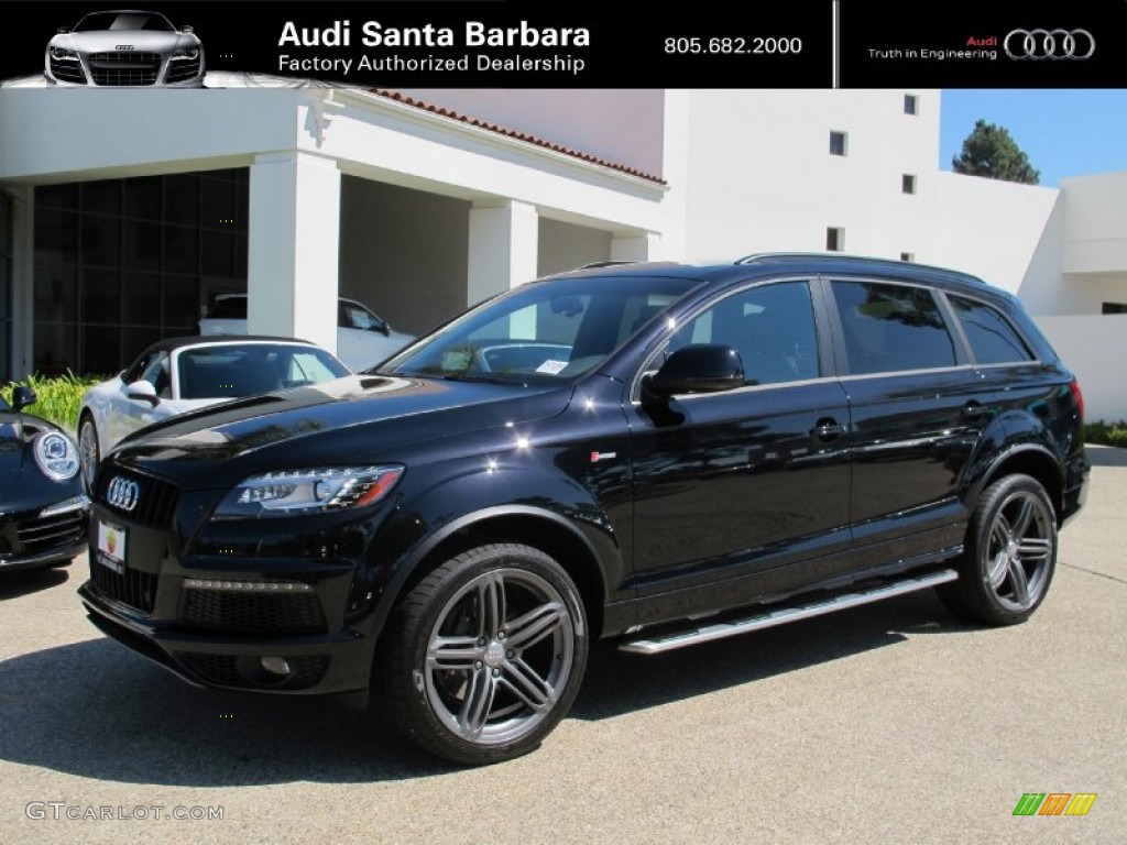 Audi Q7 Black