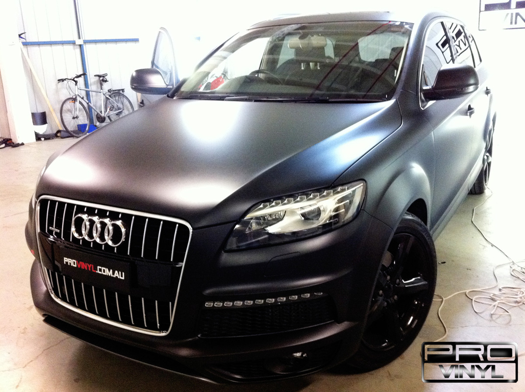 Audi Q7 Black Rims