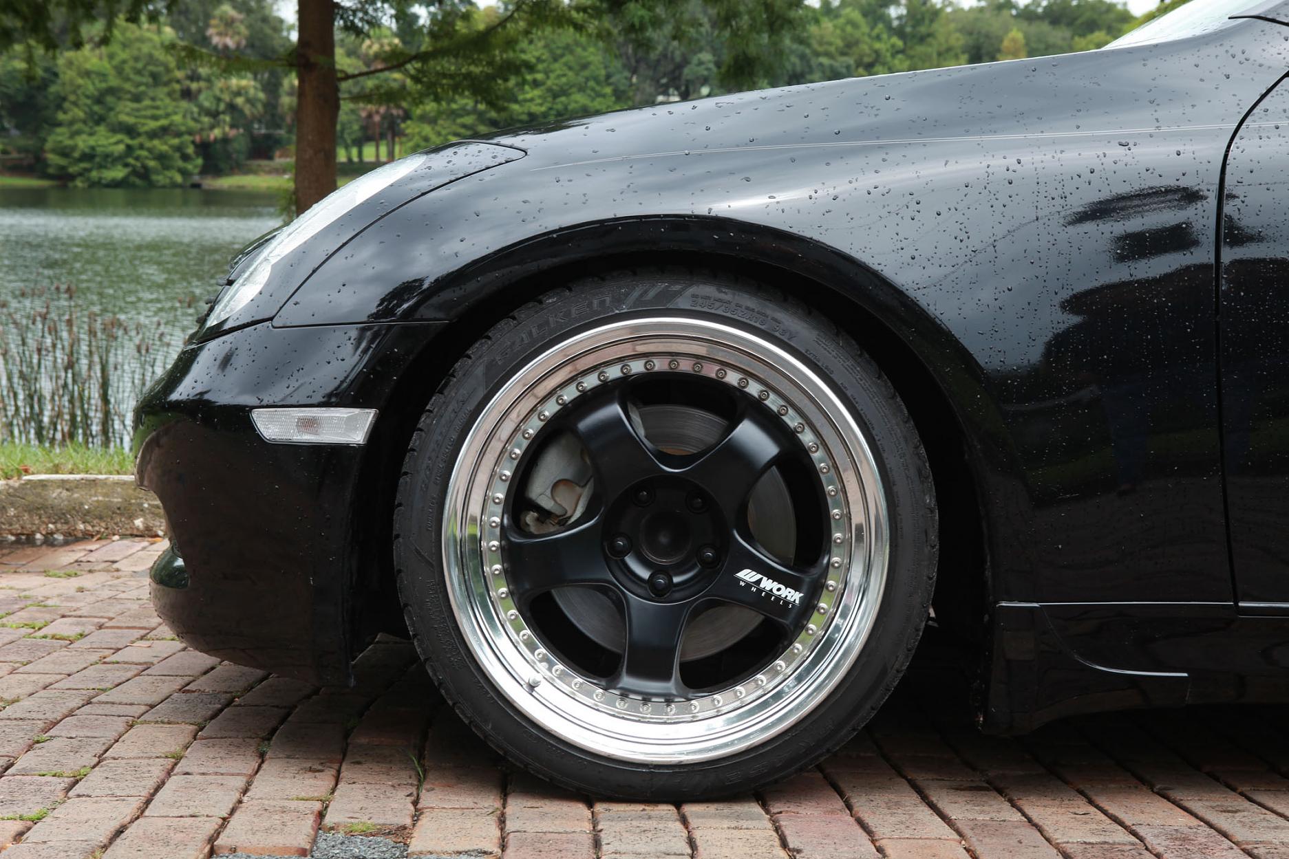 Audi Q7 Black Rims