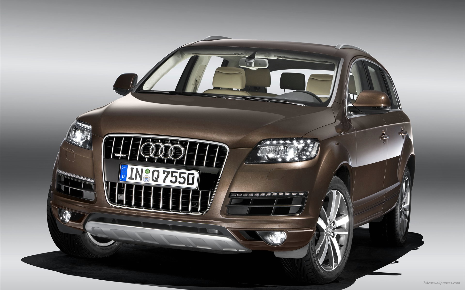 Audi Q7 Wallpaper