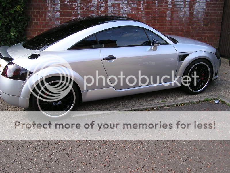 Audi Tt Black Roof