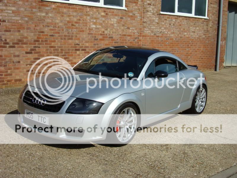 Audi Tt Black Roof