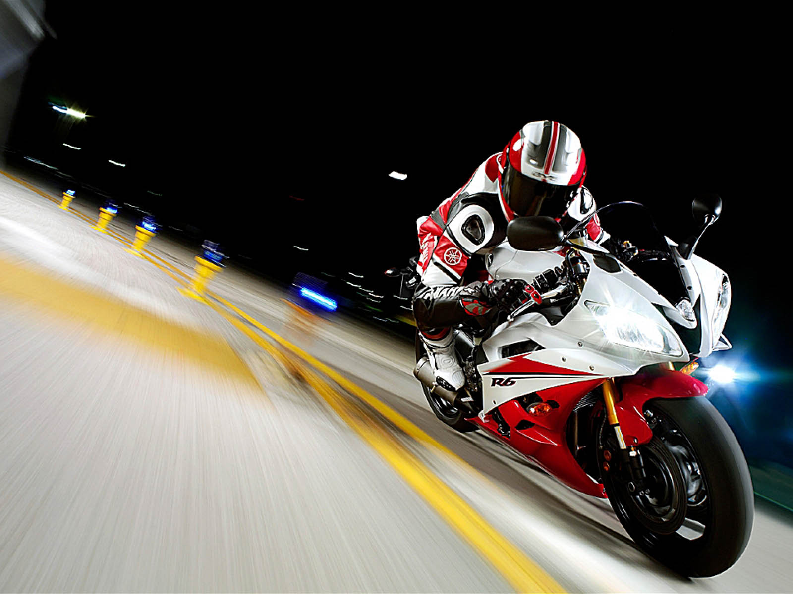 Bikes Desktop Wallpapers.html